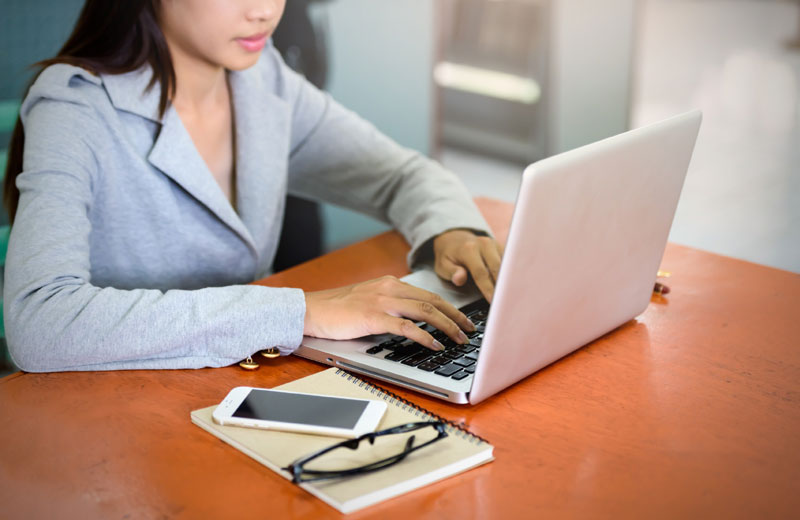 Требуется модератор контента в Тильду на удаленную работу